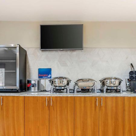 Best Western Aladdin Inn Келсо Екстериор снимка