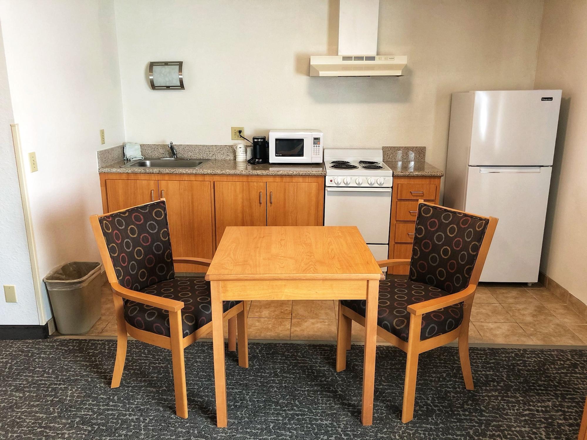 Best Western Aladdin Inn Келсо Екстериор снимка