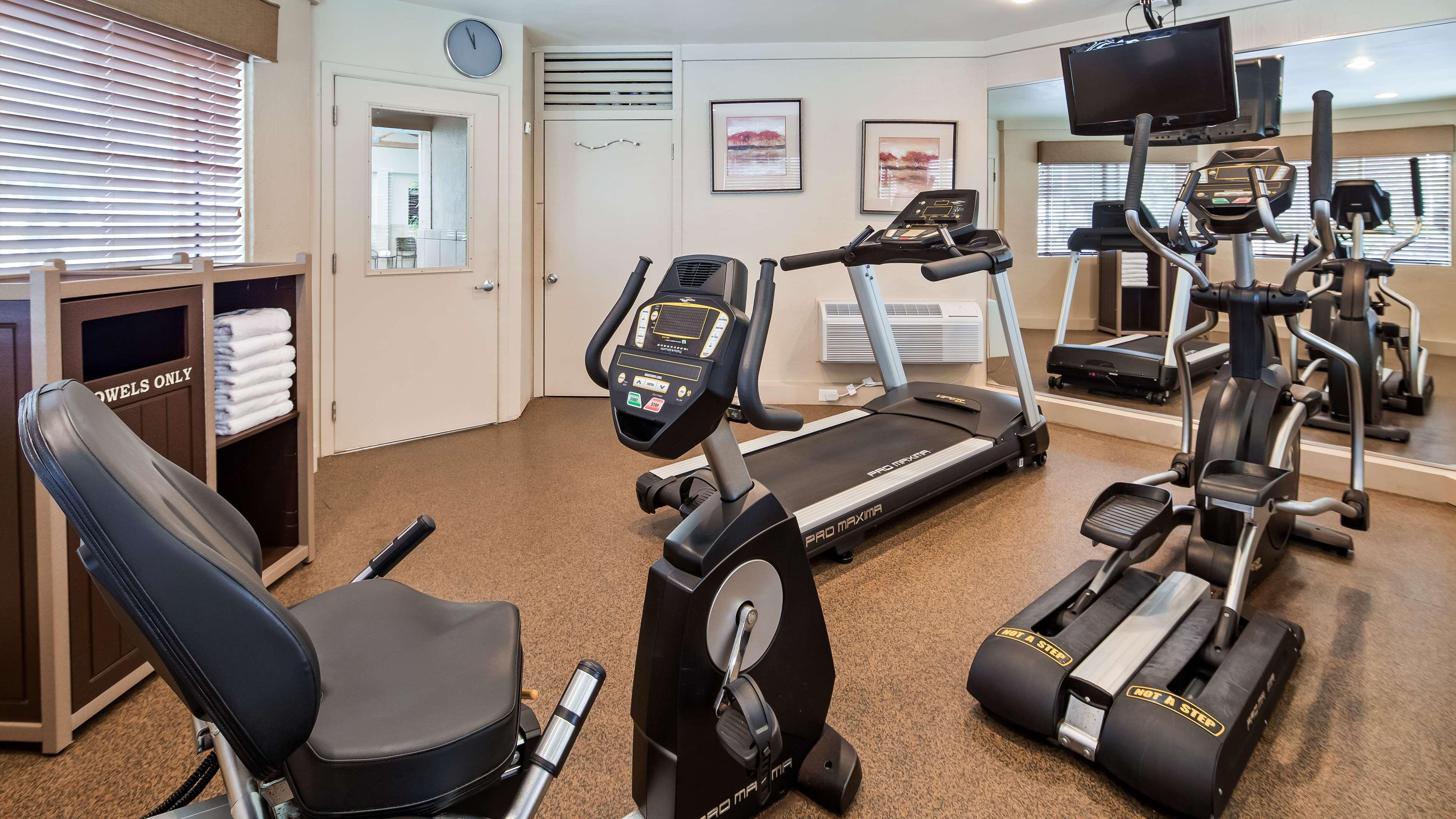 Best Western Aladdin Inn Келсо Екстериор снимка