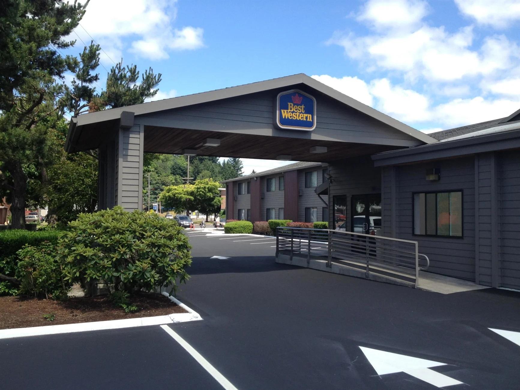 Best Western Aladdin Inn Келсо Екстериор снимка