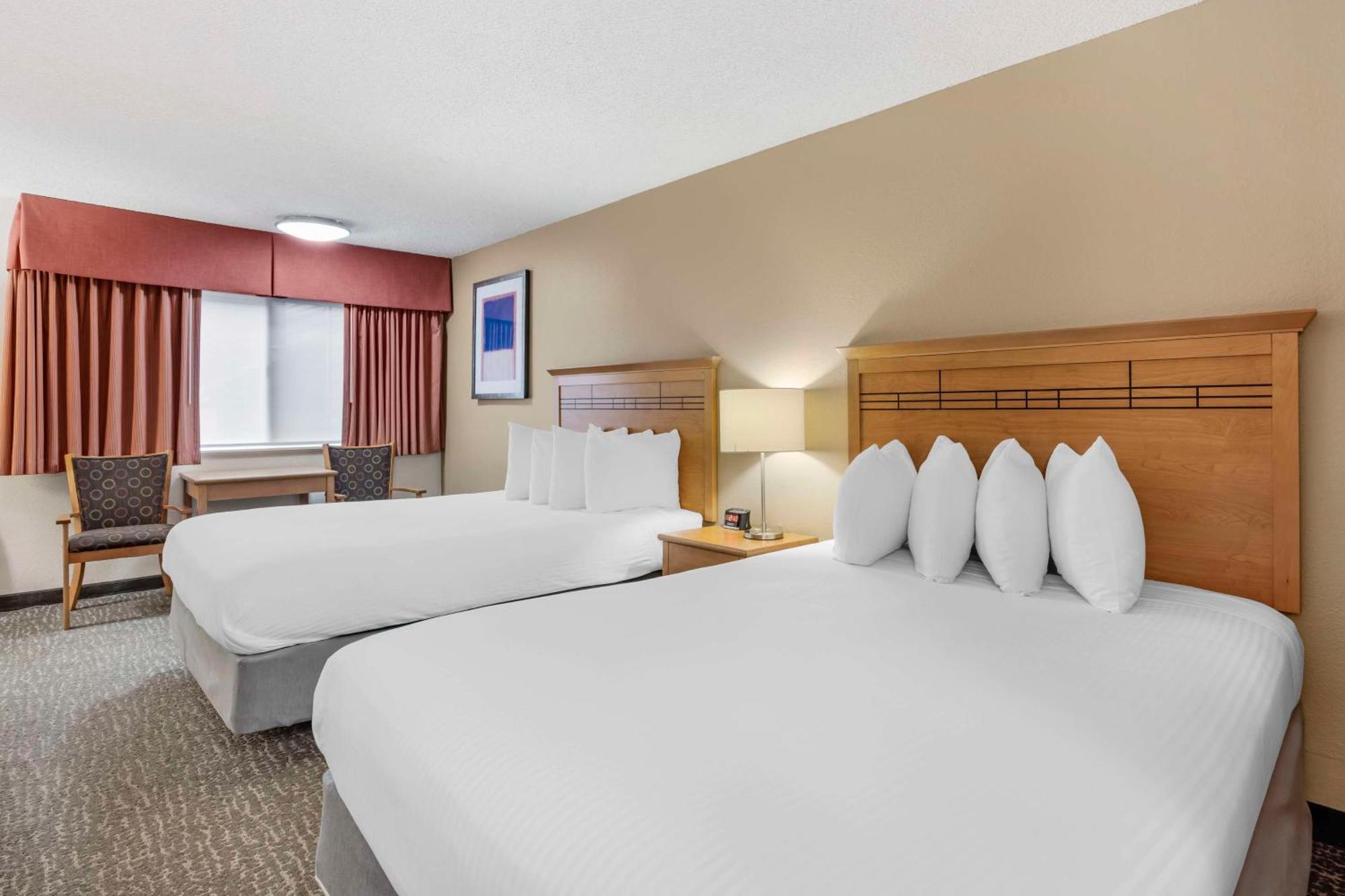 Best Western Aladdin Inn Келсо Екстериор снимка