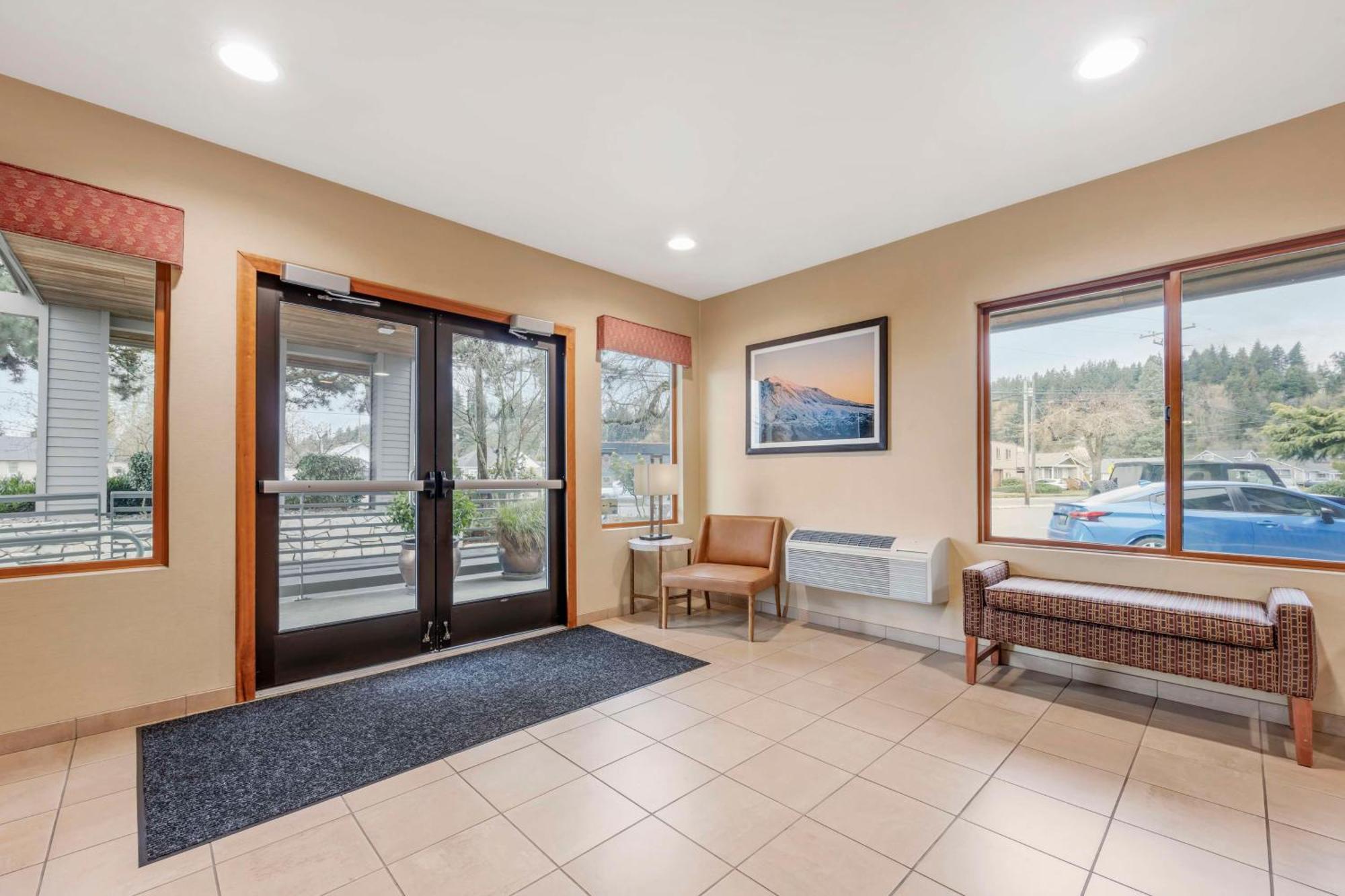 Best Western Aladdin Inn Келсо Екстериор снимка