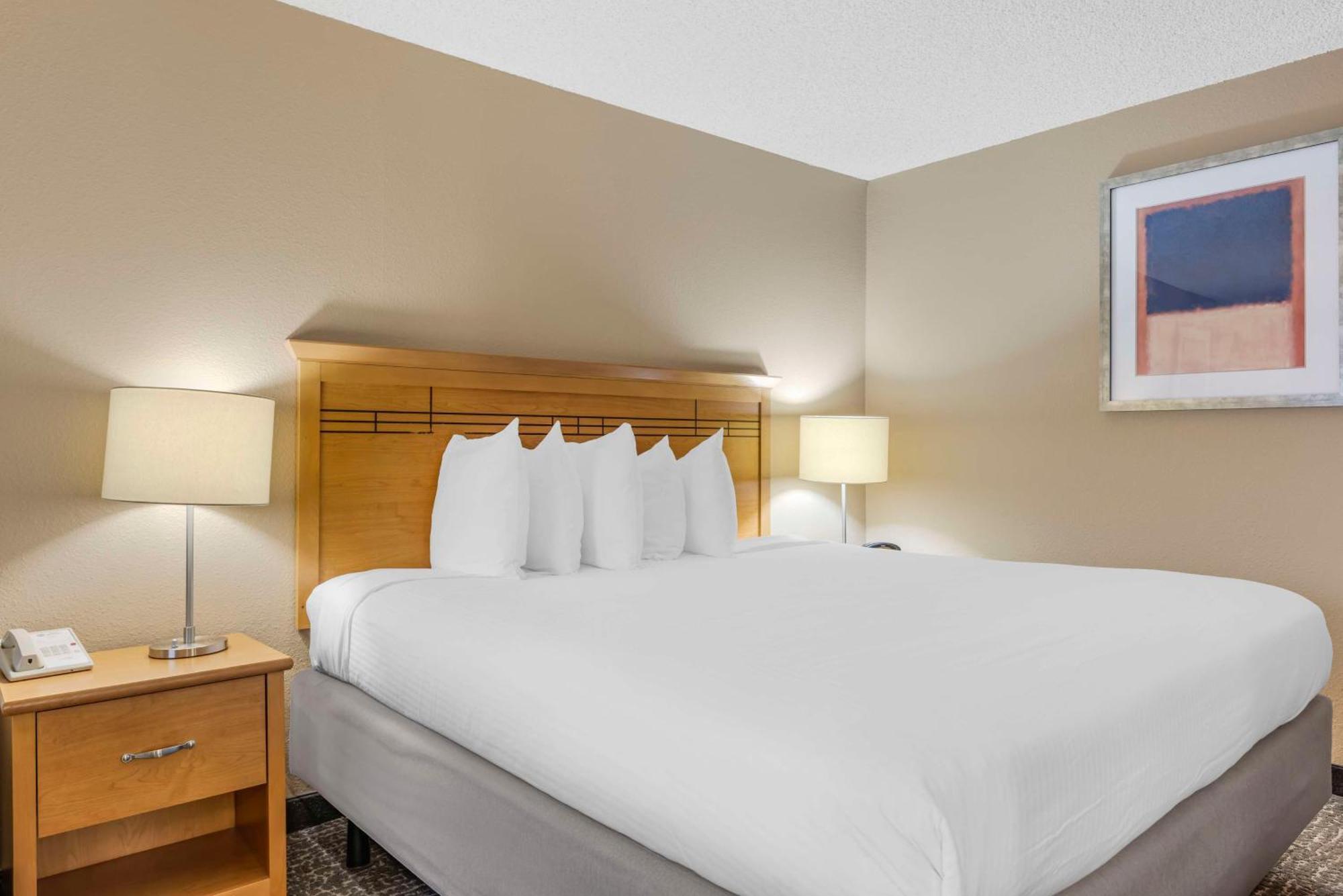 Best Western Aladdin Inn Келсо Екстериор снимка