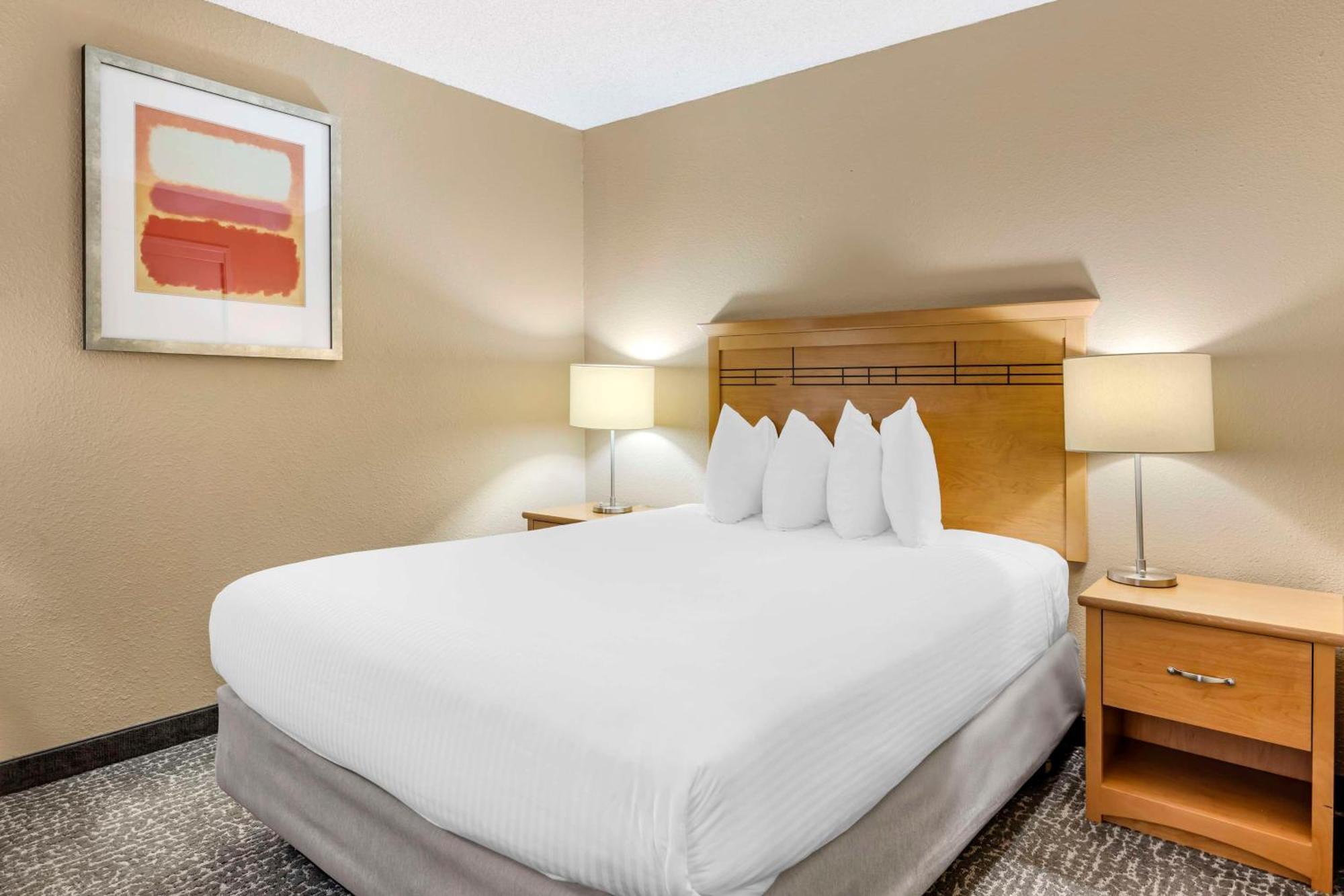 Best Western Aladdin Inn Келсо Екстериор снимка